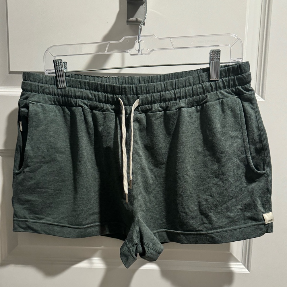 Women’s Vuori Halo Performance Short (DreamKnit) - Large (Green/Teal)